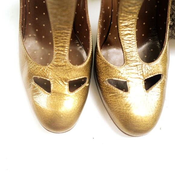 MOSCHINO Gold Metallic T-Strap Heels | Luxe Statement Pumps, 4โ Italian Chic EUC - Picture 16 of 16